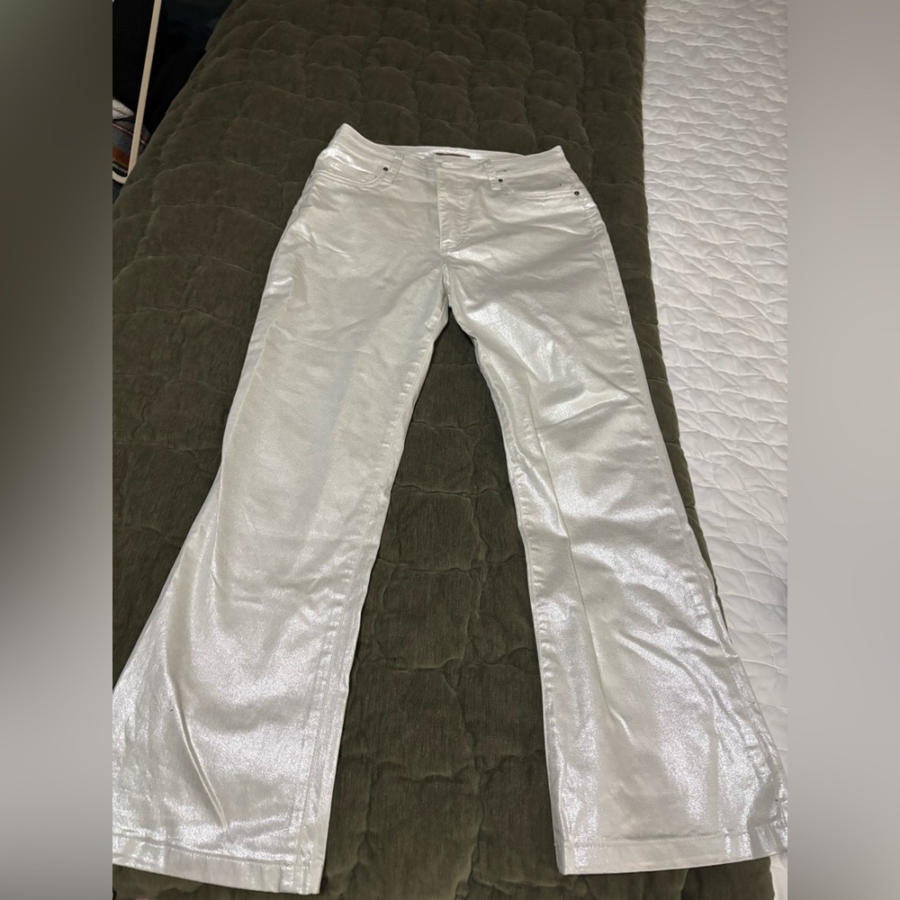 KUT FROM THE KLOTH Shiny white/Silver Pants